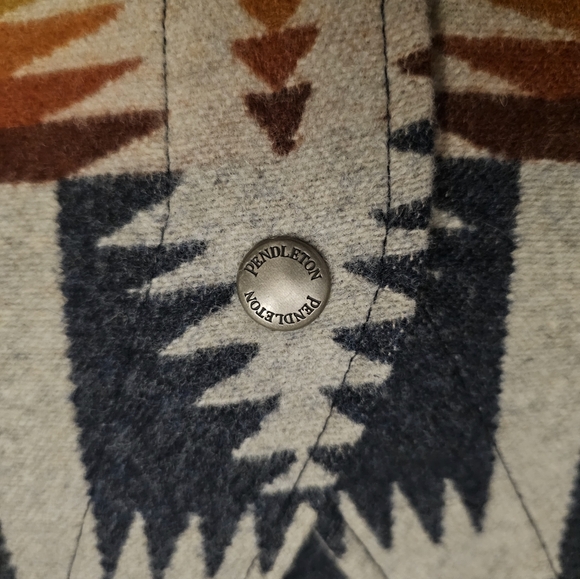 Pendleton Harding Wool Vest - Picture 6 of 6